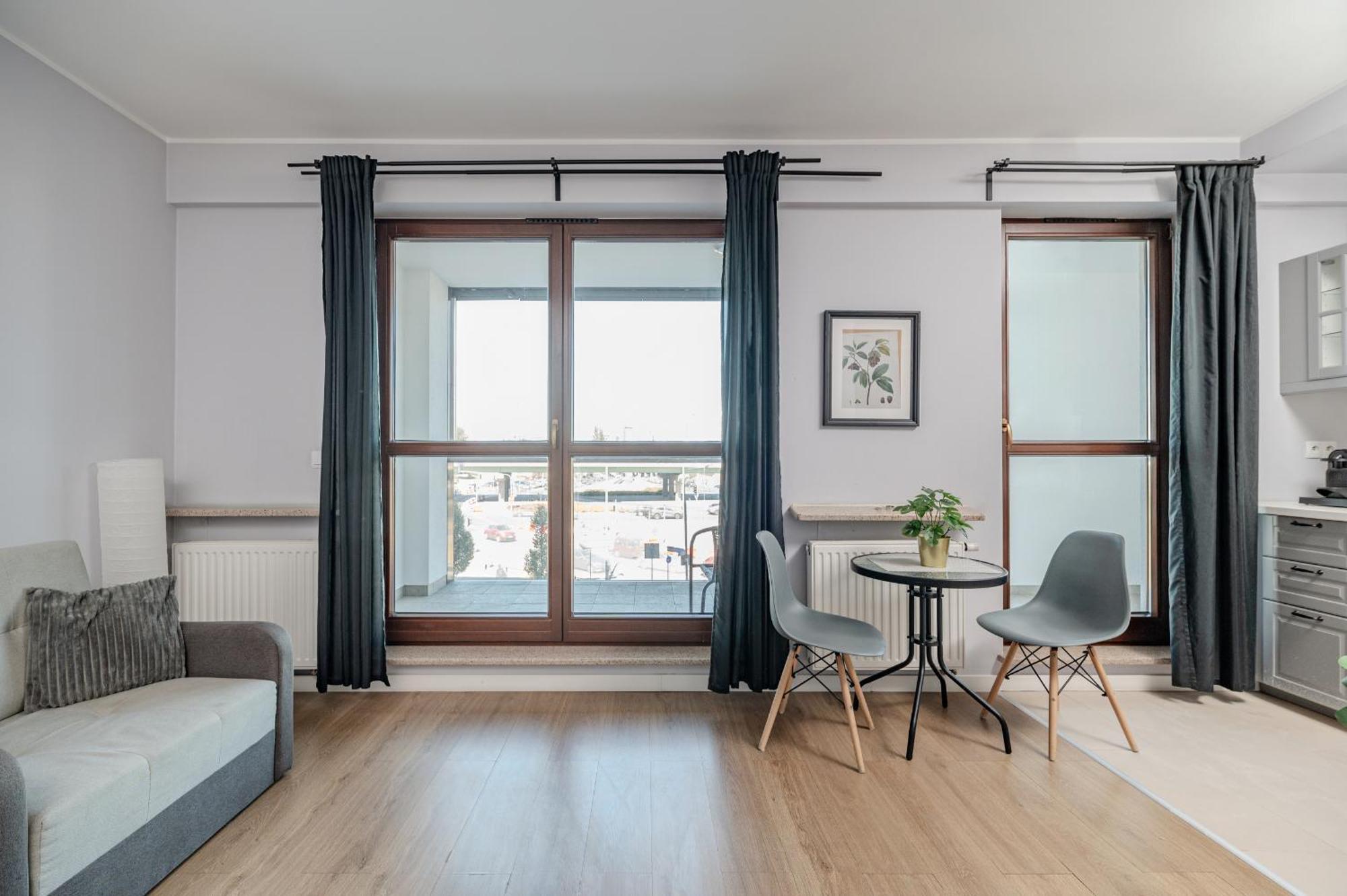 West Station By Arrenda Apartament
